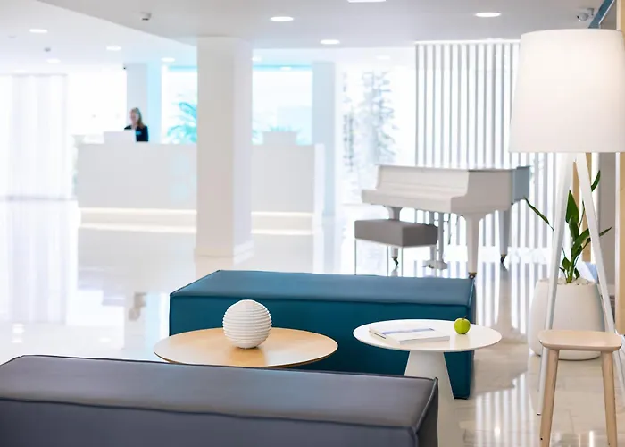 Bluesea Interpalace 4*