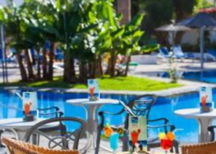 Bluesea Interpalace 4*